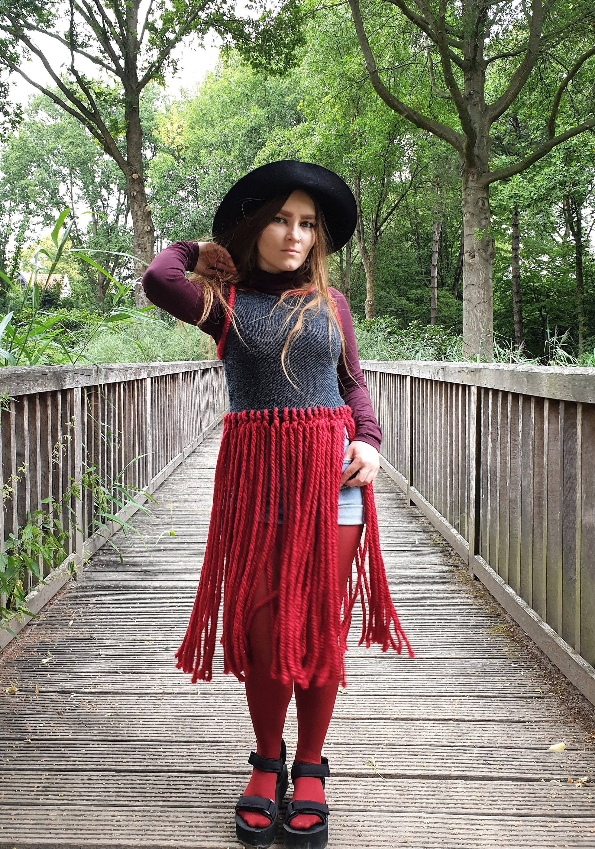 Handgemachtes Fransen Top, Gestricktes Boho Outfit von AnkaMuni