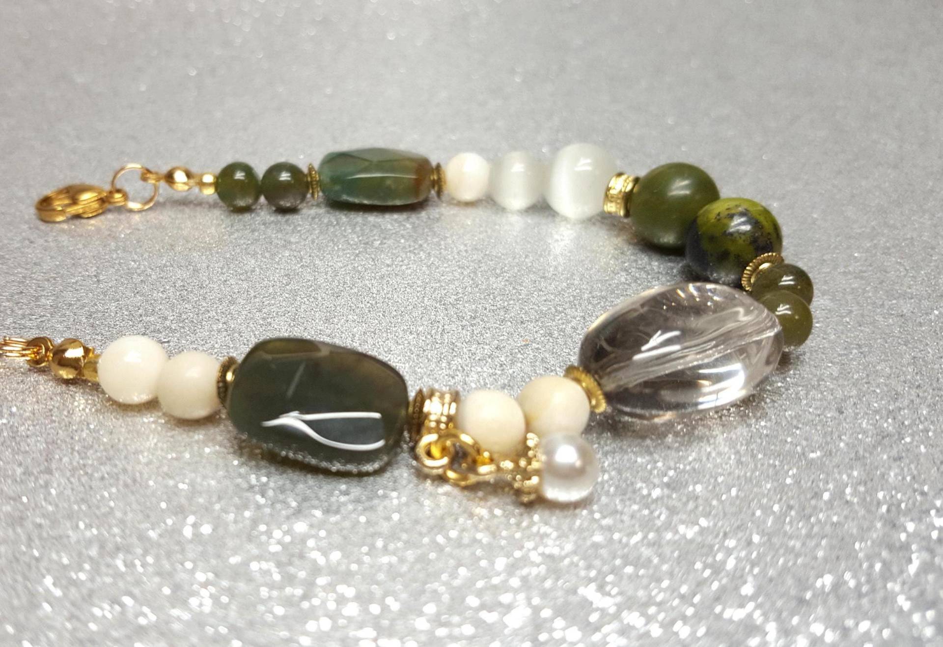 Armband | 19, 5cm + 3cm Aus Verschiedenen Edelsteinen | Glaskristall, Achat, Jaspis, Katzenaugen in Farben | Grün, Weiß Und Formen Armband | 19, 5cm + 3cm Aus Verschiedenen Edelsteinen | Glaskristall, Achat, Jaspis, Katzenaugen in Farben | Grün, Weiß Und Formen von AnkaaKreationen