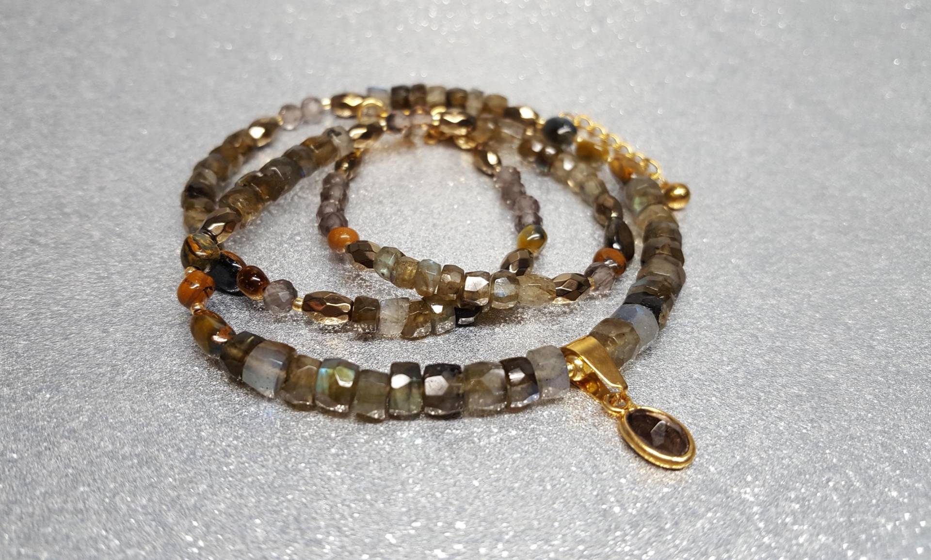 Halskette(46 + 5cm Aus Rutilsteinen in Form Facettierter Rondell | 6-7mm, Den Farben Grau Und Braun Mit Einem Rauchquarzanhänger von AnkaaKreationen