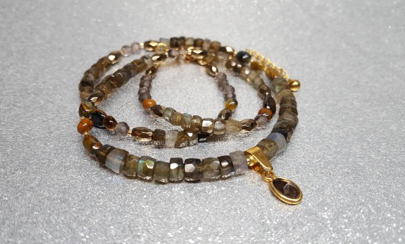 Halskette(46 + 5cm Aus Rutilsteinen in Form Facettierter Rondell | 6-7mm, Den Farben Grau Und Braun Mit Einem Rauchquarzanhänger von AnkaaKreationen