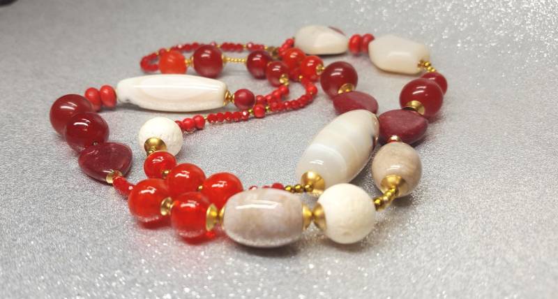 Halskette | Länge 83cm + Verlängerung 5cm Aus Verschiedenen Edelsteinen, in Form Von Zylinder, Kugeln, Nuggets, Rondellen, Oliven, Tropfen von AnkaaKreationen