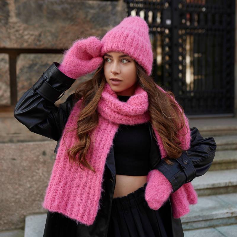 Alpakawolle Winter Set Handgefertigte Damenmütze, Schal & Handschuhe Geschenkidee Spaziergänge Im Freien Oder Skiurlaub von Anlusso