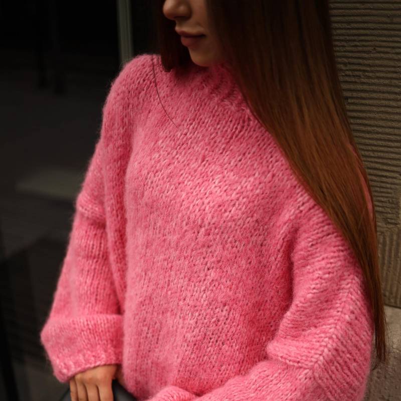 Übergroßer Pullover Aus Alpaka-Mischung Handgefertigter Mit Ballonärmeln von Anlusso