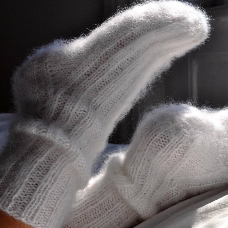 stricksocken Weiß Alpaka Wolle Handstricken Warme Wintersocken, Flauschige Frauen Socke von Anlusso