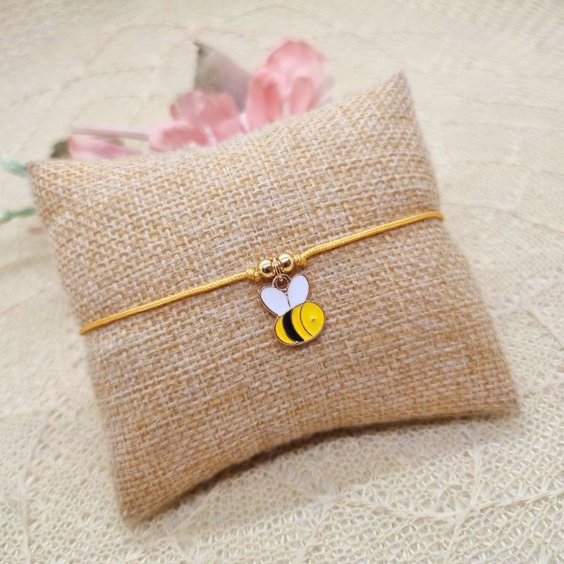 Bienchen Makramee Armband - Filigranes Mit Anhänger von GluecksengeI