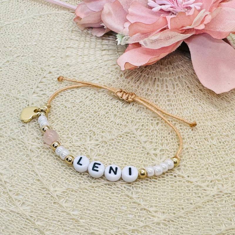 Feines Armband Mit Name U. Herz Anhänger - Zartes Makramee Verstellbar Rosenquarz von GluecksengeI