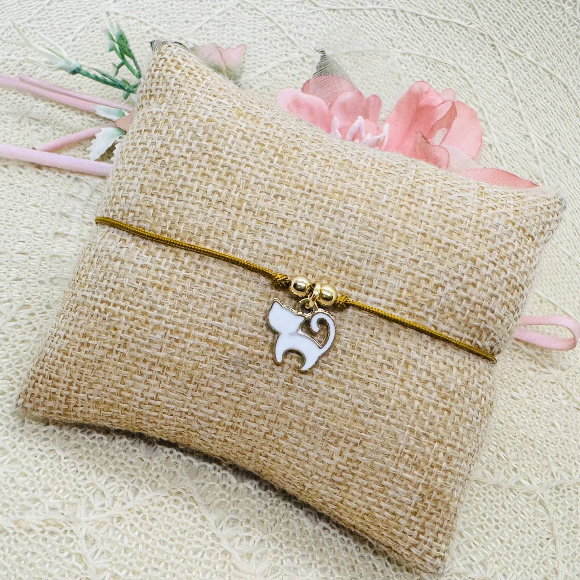 Filigranes Kätzchen Makramee Armband - Filigranes Mit Anhänger Filigranes Kätzchen Makramee Armband - Filigranes Mit Anhänger von GluecksengeI