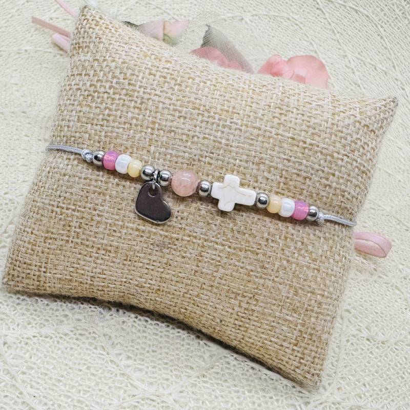 Perlen Armband Mit Herz Anhänger Und Rosenquarz Perle - Zartes Makramee von GluecksengeI