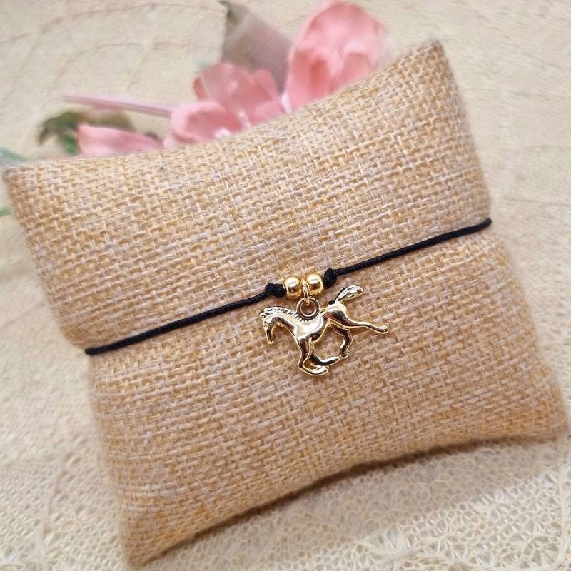 Pferdchen Makramee Armband - Filigranes Mit Anhänger von GluecksengeI