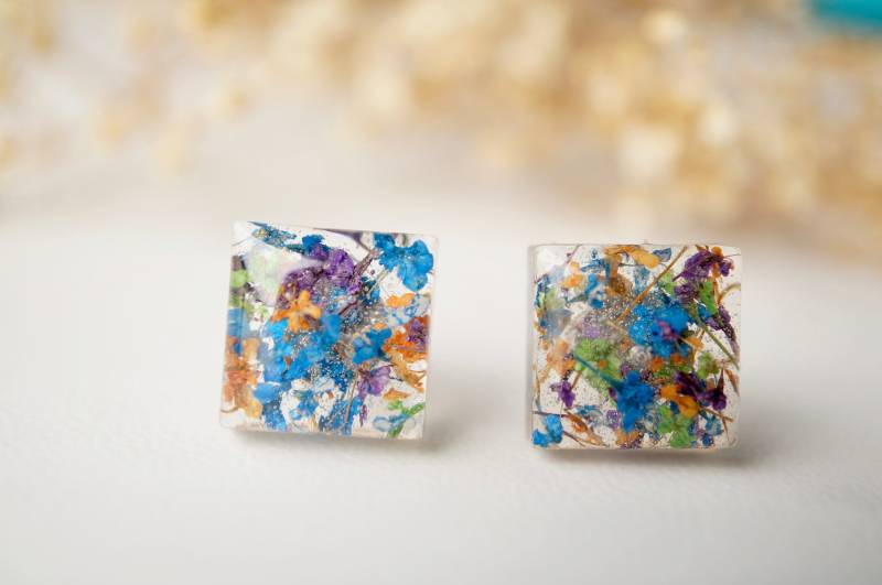 Echte Gepresste Blumen Und Harz Quadrat Ohrstecker in Blau Mix Echte Gepresste Blumen Und Harz Quadrat Ohrstecker in Blau Mix von AnnAndJoy