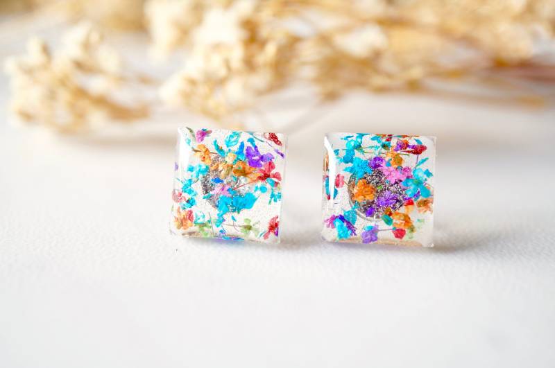 Echte Gepresste Blumen Und Resin Square Stud Ohrringe Im Party-Mix von AnnAndJoy