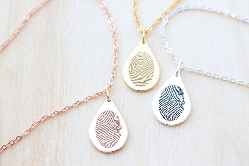 Teardrop Fingerabdruck Halskette - Einzigartiges Sympathy Geschenk in Sterling Silber Zarte Personalisierte Für Sie von AnnMariaJewelry