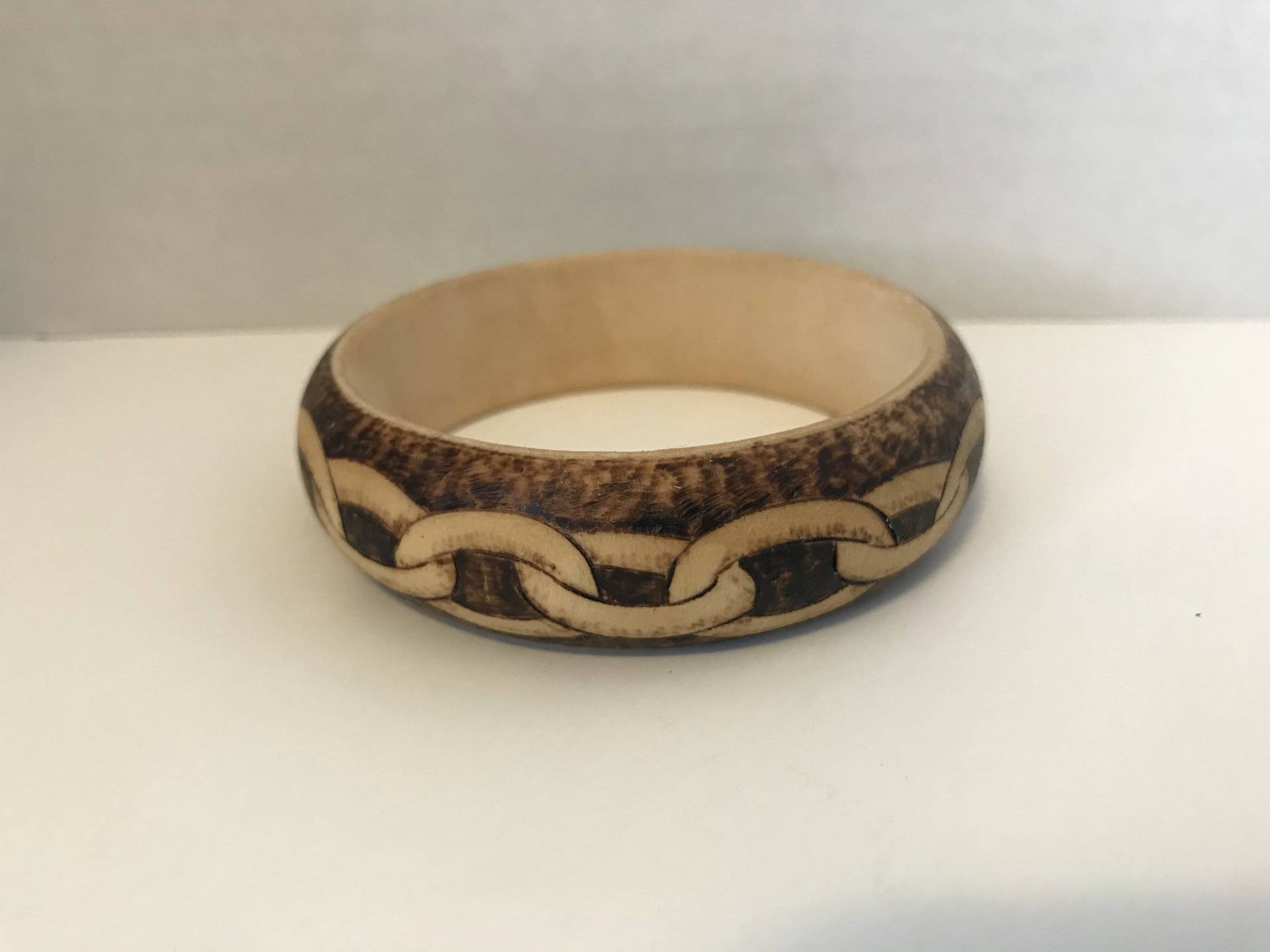 Armband Aus Holz Von Hand Verbrannt Armband Aus Holz Von Hand Verbrannt von AnnaBeeMountain