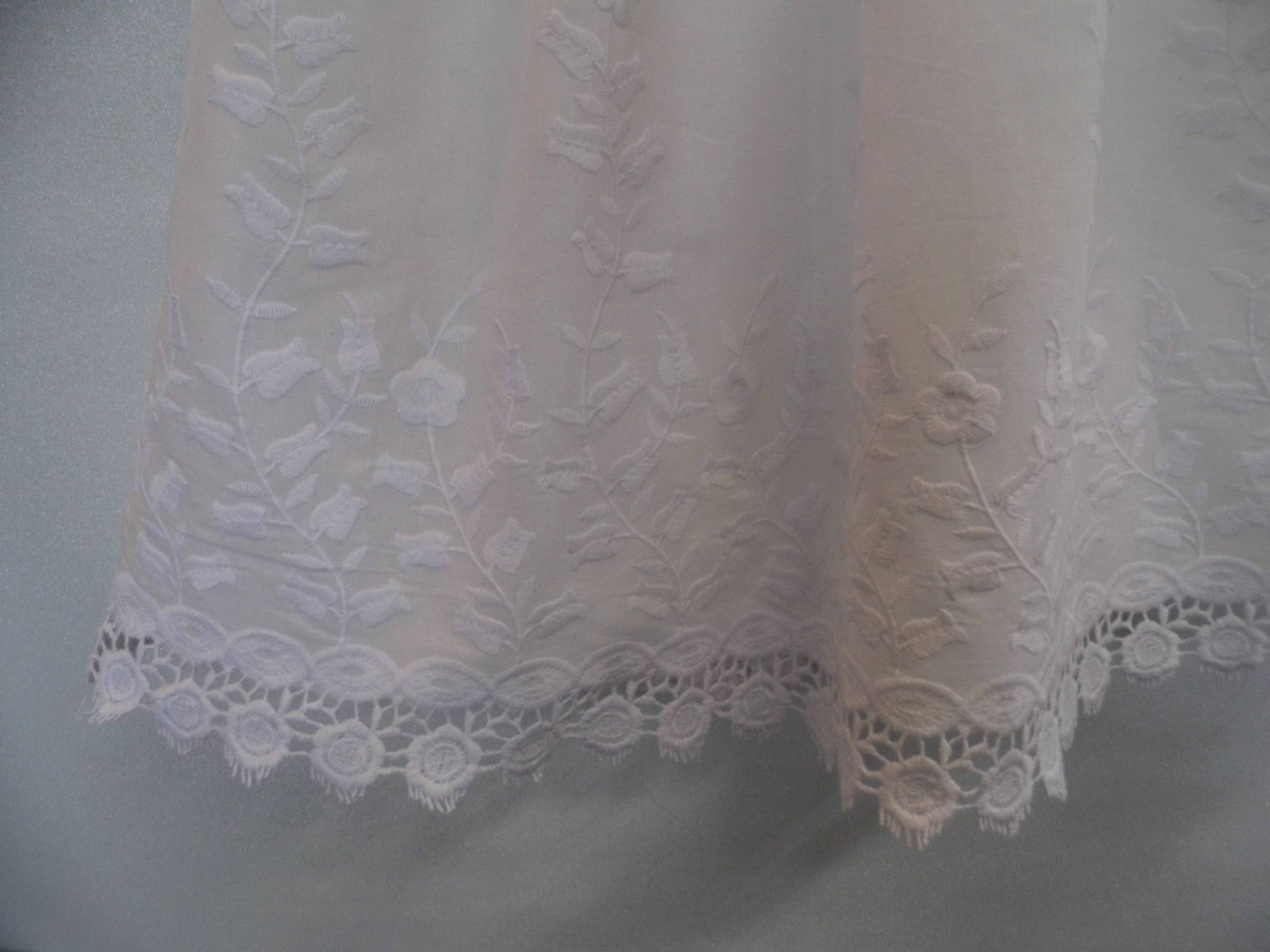 Maya Kleid, Spitzentaufkleid, Taufkleid Bestickt, Taufkleid Spitze, Taufkleid Spitze von AnnaBouche