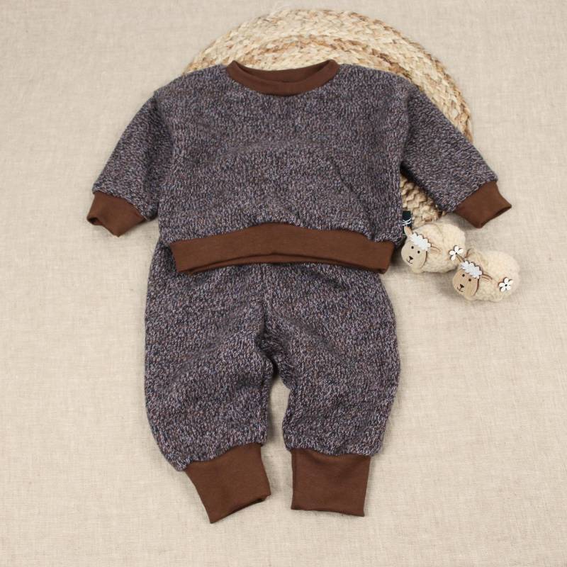 Bio Merino Wolle Pullover Set Handgefertigtes Unisex Kleinkind Outfit - Braun von AnnaKarinnaKids