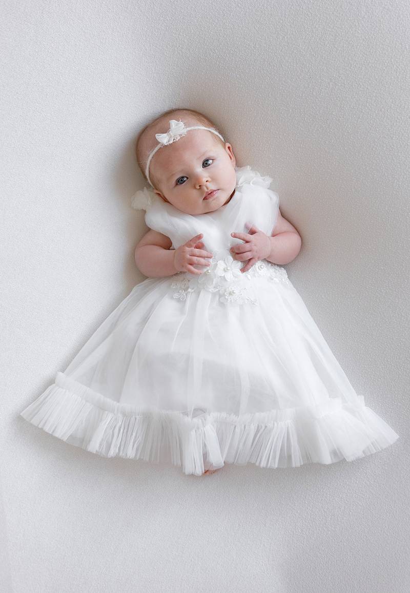 Lichtglanz -Taufkleid Mit Spitze Und Tüll von AnnaKaval