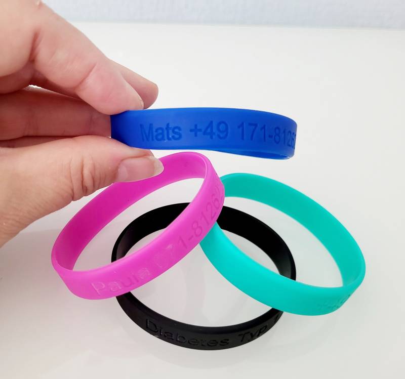 Notfall-Armband Für Kinder/Sos Silikonarmband Mit Name & Telefonnummer, L= 18 cm Ausflüge Kindern/ Urlaub Kindern von AnnaMadeManufactur