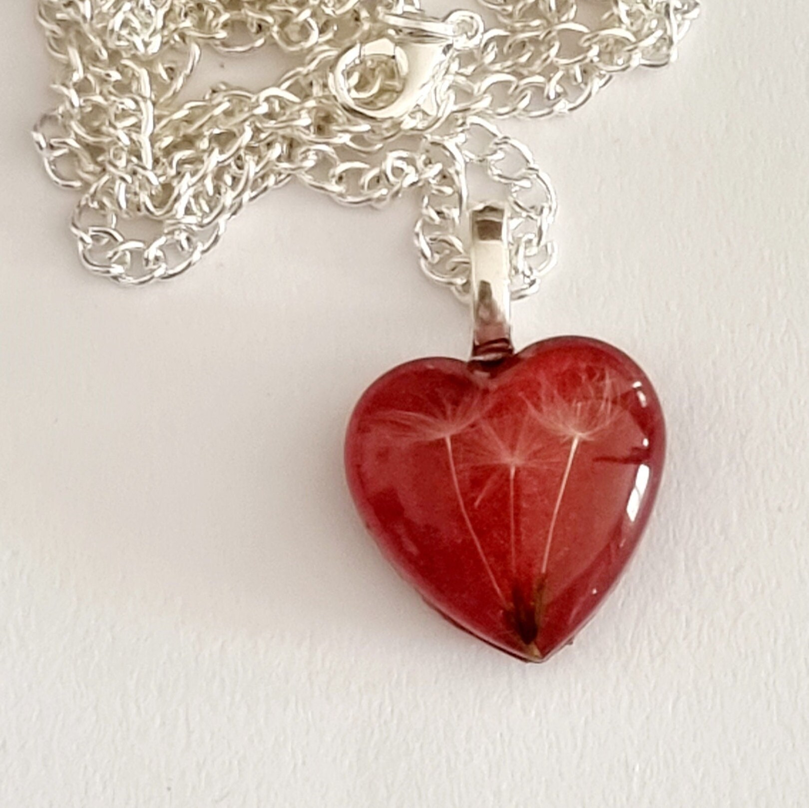 Valentinstag Für Ihre Frau Freundin Rotes Herz Drei Pustezahn Wünscht Valentinstag Für Ihre Frau Freundin Rotes Herz Drei Pustezahn Wünscht von AnnaMeirJewellery