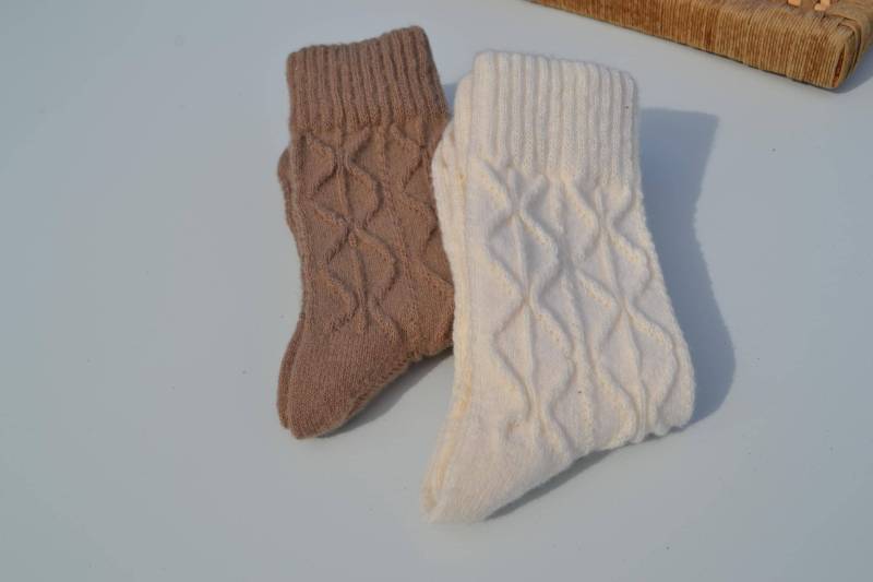 2 Paar Alpaka Mischung 3D Stricken Weiche Und Kakao/Creme Wintersocken .one Size | Von Eur 36 Bis 41 von AnnaOhSailors