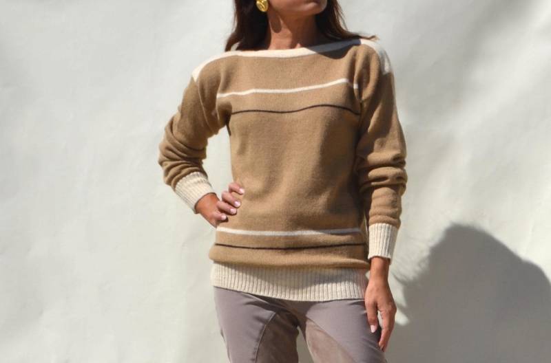 Beige/Braun Gestreifter Pullover Aus Alpaka-Mischgewebe Mit U-Boot-Ausschnitt.einheitsgröße von AnnaOhSailors