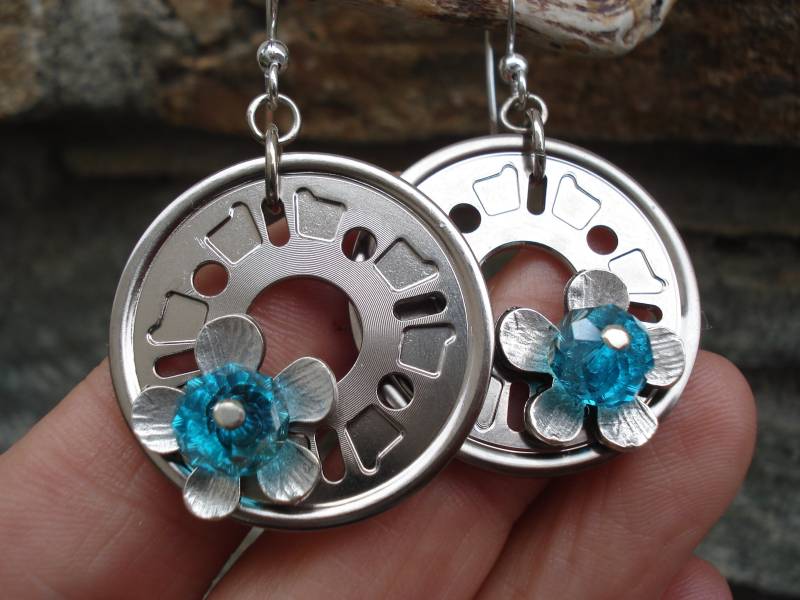 Festplatte Köpfe Ohrringe Genieteten Türkis Czesh Perlen Recycled Einzigartige Handgefertigte Kühle Computer Sterling Silber von AnnaRecycle
