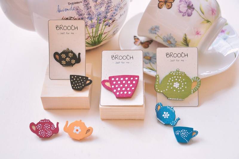 Große Hölzerne Laser Geschnittene Teetasse Und Wasserkocher Broschen von AnnaUnikArt