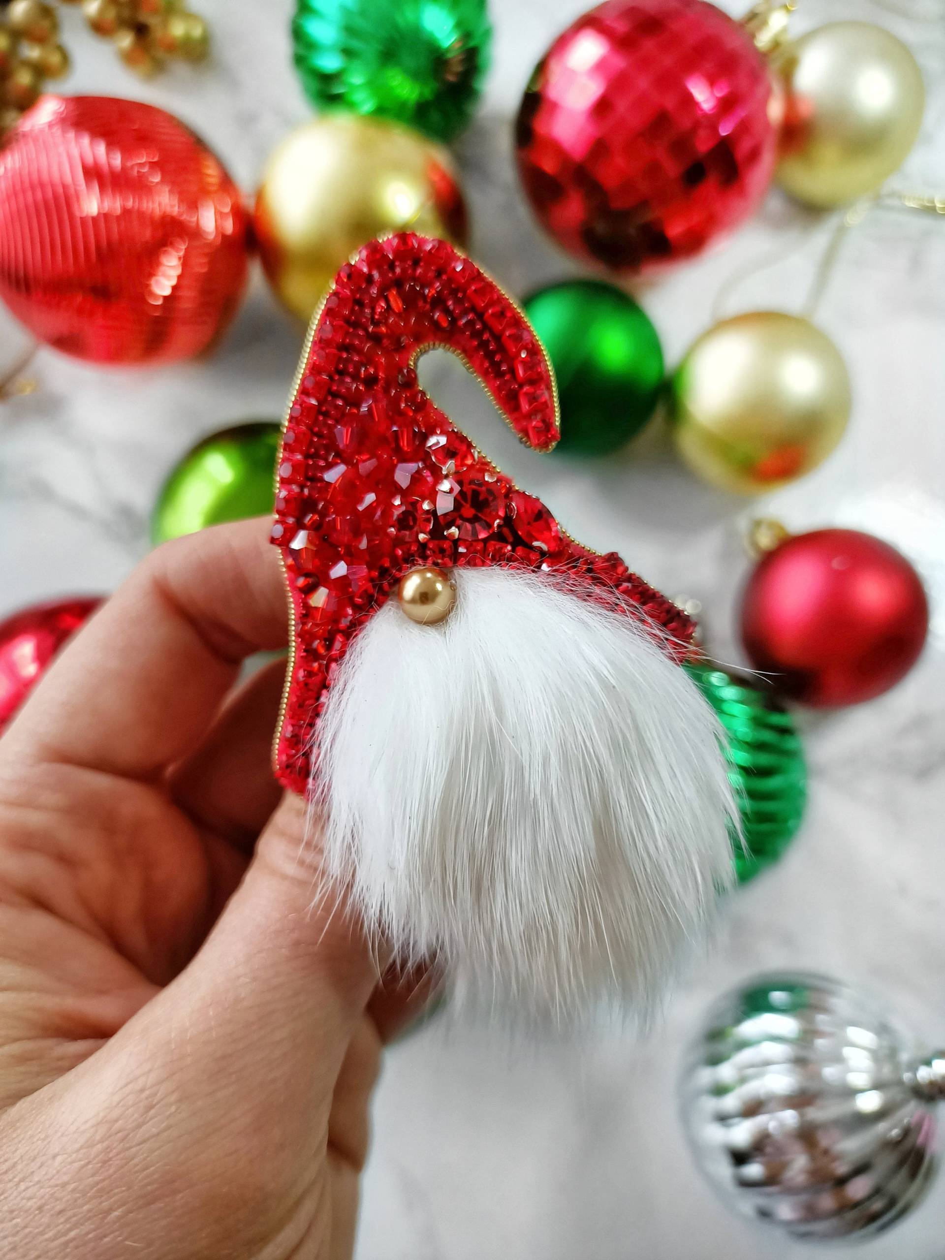 Perlen Brosche, Weihnachtswichtel Perlen Brosche, Weihnachtswichtel von AnnabelleAccessorise