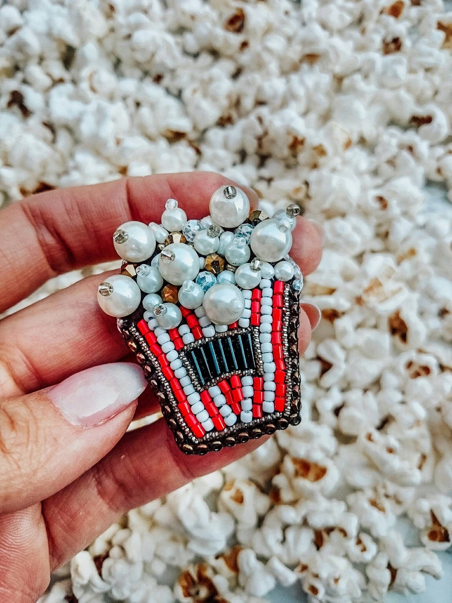 Pop Corn Perlen Brosche, Weihnachtsgeschenk Für Sie Pop Corn Perlen Brosche, Weihnachtsgeschenk Für Sie von AnnabelleAccessorise