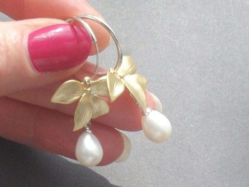 Perlen Ohrringe 925 Silber Creolen Vergoldete Blüten Hochzeit Süßwasserperlen Tropfen Geschenk Frauen von AnnaleasFinest