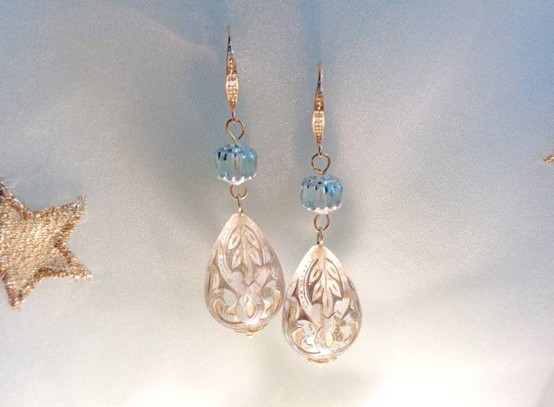 Tropfen Ohrringe Aqua Gold Ornament Mittelalter Märchen Boho Hippie Ohrhänger Ohrschmuck Geschenk Für Frauen von AnnaleasFinest