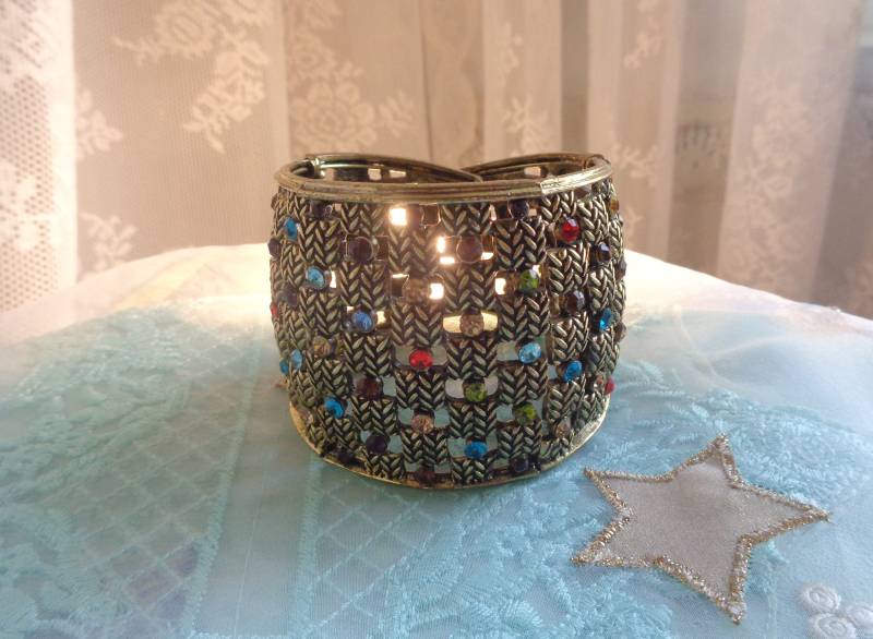 Vintage Armreif Armband Aus Italien Mit Bunten Steinen Armspange Geschenk Für Frauen Und Männer von AnnaleasFinest