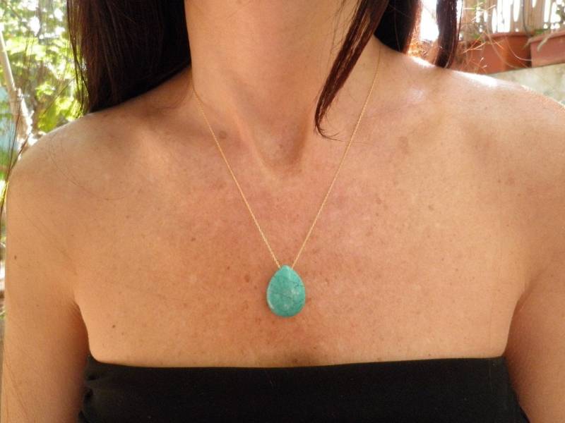 Türkis Halskette, Teardrop 14K Gold Filled Anhänger, Zarte Feminine Zierlich von AnnalisJewelry