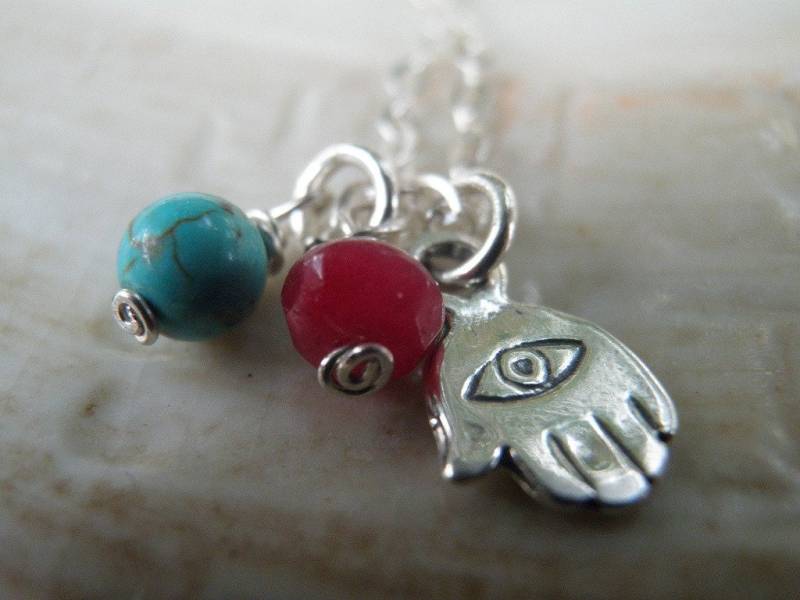 Valentinstag Geschenkanhänger Halskette Silber Hamsa Halskette, Juli Birthstone Charme Türkis Lucky Talisman von AnnalisJewelry