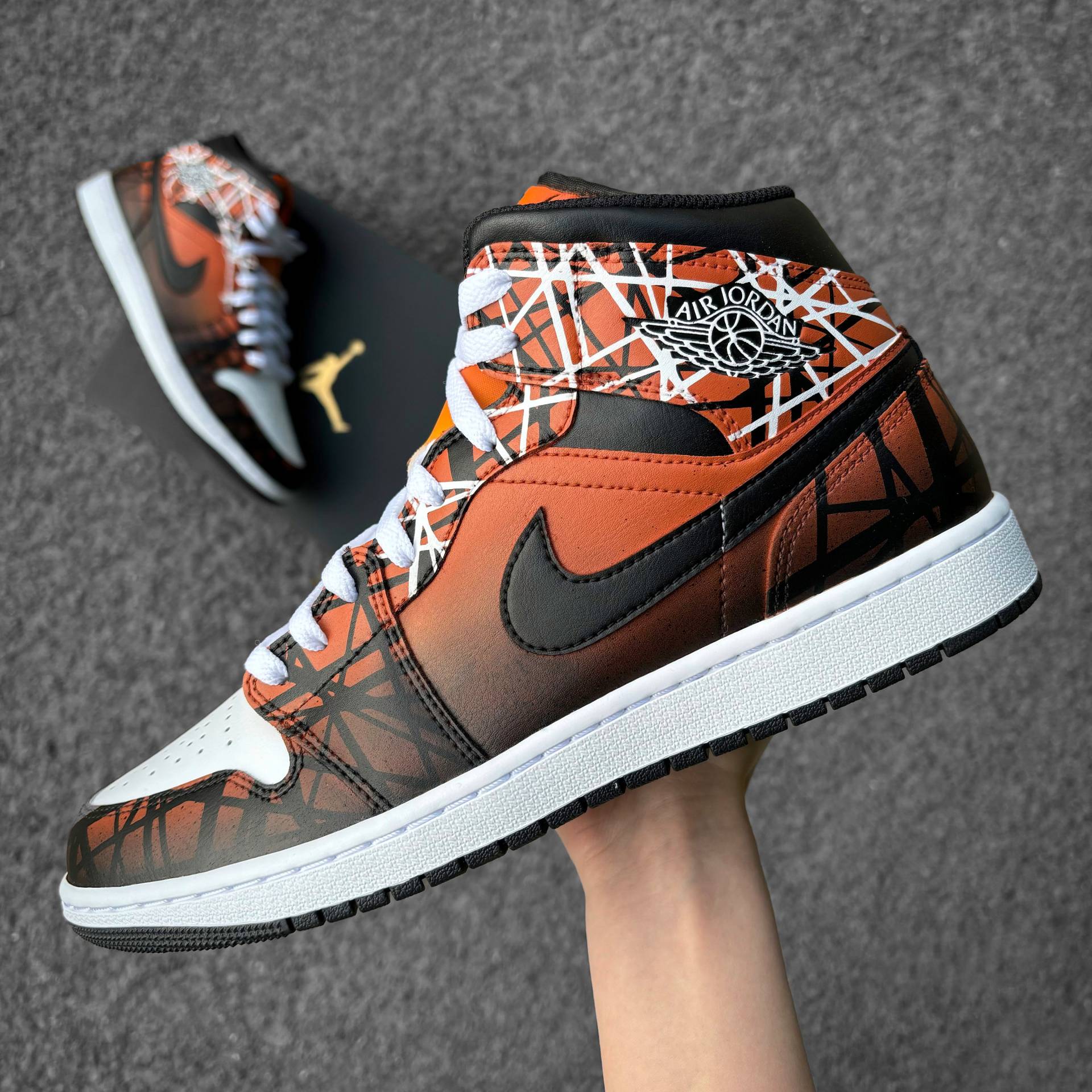 Custom Nike Air Jordan 1 Orange With White & Black Lines - Sneaker Hand-Painted Shoes Aj1 von AnnamarieDIY