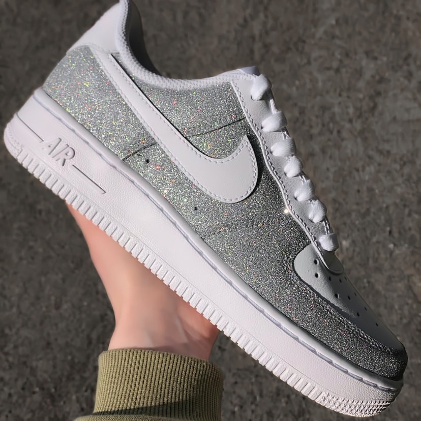 Nike Air Force 1 "Holographic Silver" - Custom Sneaker With Silver Glitter Hand-Painted Shoes Holographic Effect Af1 von AnnamarieDIY