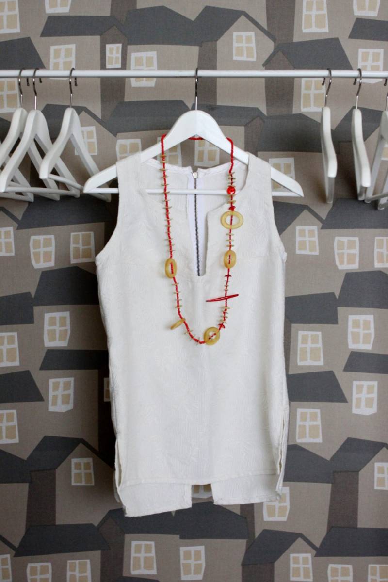 Handgefertigte Vintage Damast Bluse Neckholder Top von Annas7Closet