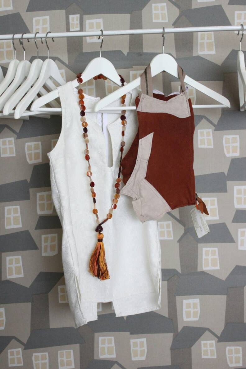 Upcycled Wildleder Fransen Clutch Bag Handgemacht Beige & Braun von Annas7Closet