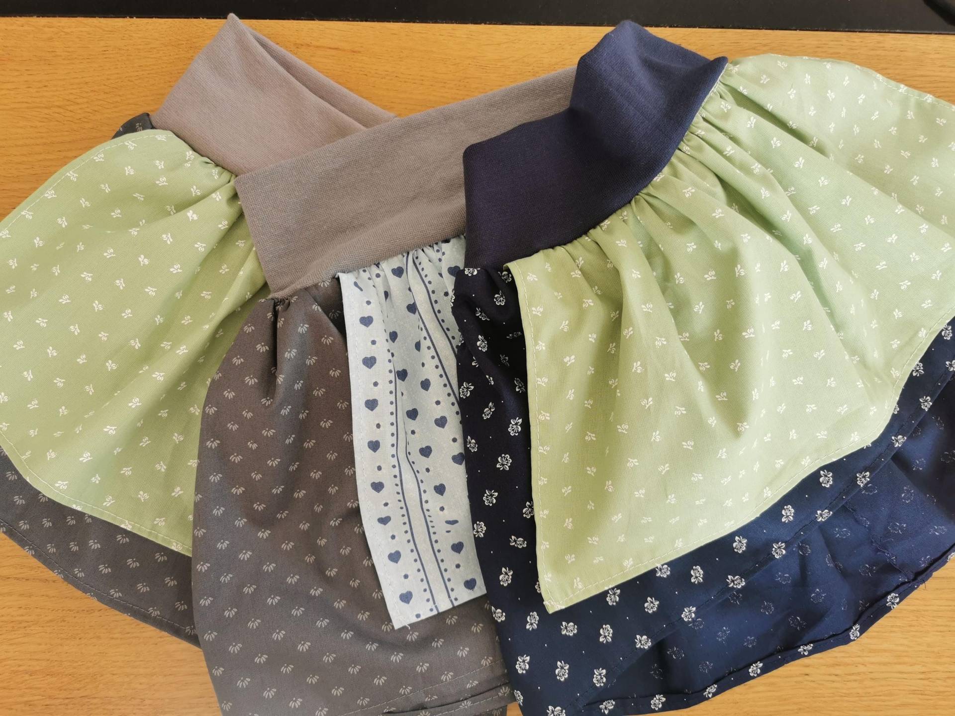 Dirndlrock Für Babys Und Kleinkinder, Newborn, Tracht, Röckchen, Mädchen, First Tracht von AnnasNaehshop