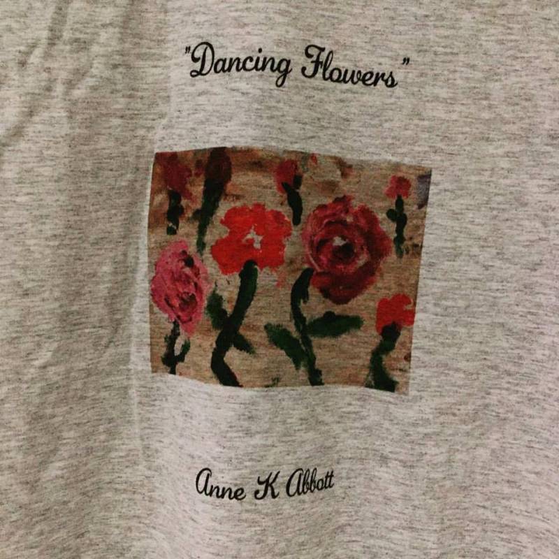 Tanzende Blumen T-Shirts, Design Aus Original-Gemälde von AnneKAbbott
