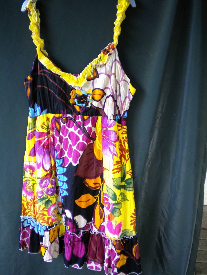 Sale 30% Kleid/Trägerkleid/Tunika/Überkleid/Longshirt/Highlight/Sonne/Urlaub/Zeitlos/Schwarz/Lila/Gelb/Bunt/Young Fashion/Girls/Mädchen von Annehats