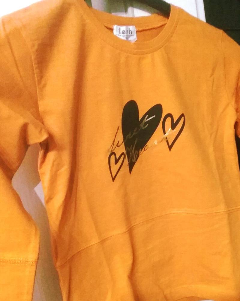 Sale 30% Pulli Langarmshirt Grafik-Sweatheart Orange-Schwarz-Gold Girls Mädchen Raglanärmel Maßangabe Fesh Vintage von Annehats