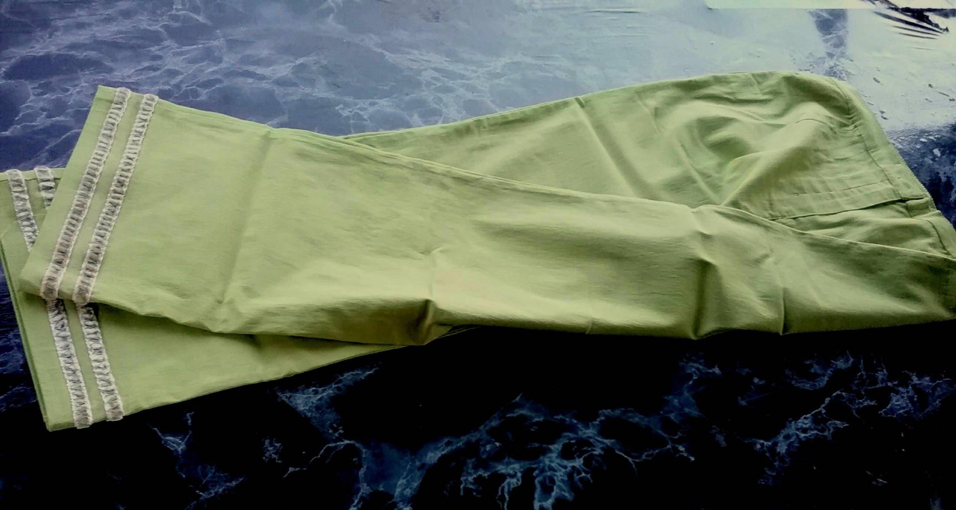 Sale 30% Hose, Stretchhose, Grün, Capri 7/8, S. Oliver, Samtbordüre Beige, Gr. 128 176, Vintage Format, Maße, Girls, Frauen, Mädchen, Kids von Annehats