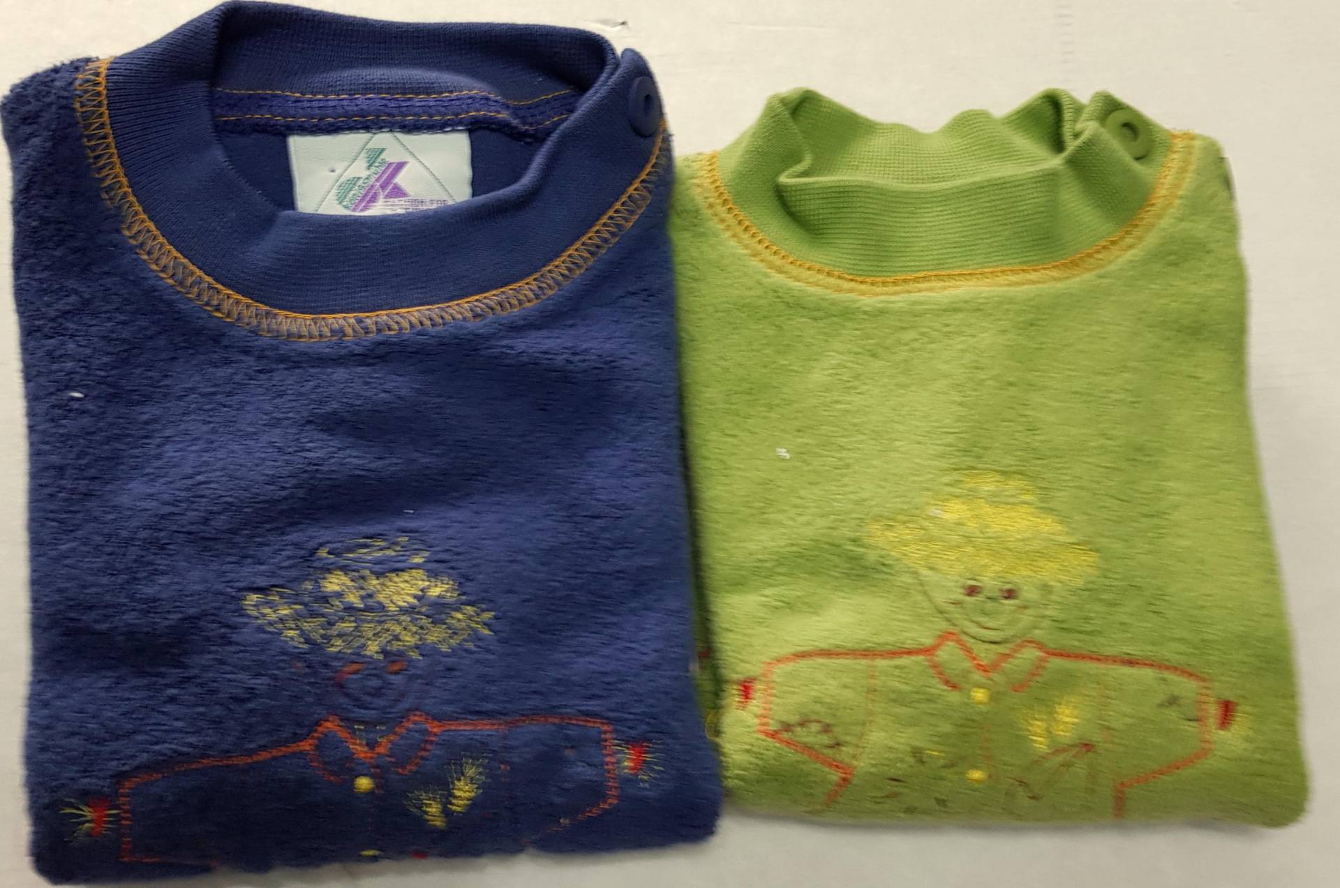 Sale 50% Pulli, Fleece-Shirt, Halloween, Blau+Grün, Kids, Rundhals, Maßangabe, Königsmühle-Whoopi von Annehats