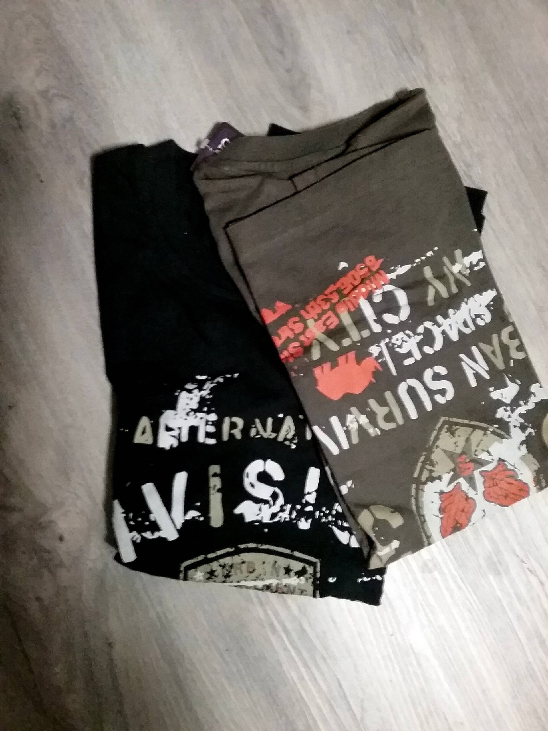 Sale 30%tanktop, Ärmelloses T-Shirt, Grafik-Logo-Alternative Division, Schwarz+Khaki+Kiwi, No Limits, Vintage Sale 30%tanktop, Ärmelloses T-Shirt, Grafik-Logo-Alternative Division, Schwarz+Khaki+Kiwi, No Limits, Vintage von Annehats