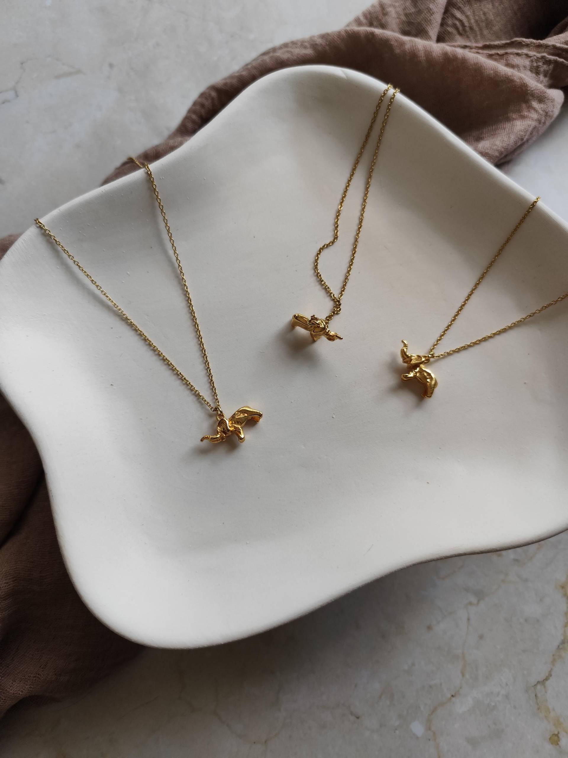 Edelstahlkette Elefant| Kette Mit Elefant Anhänger| Goldene Anhänger von AnnesAccessoires