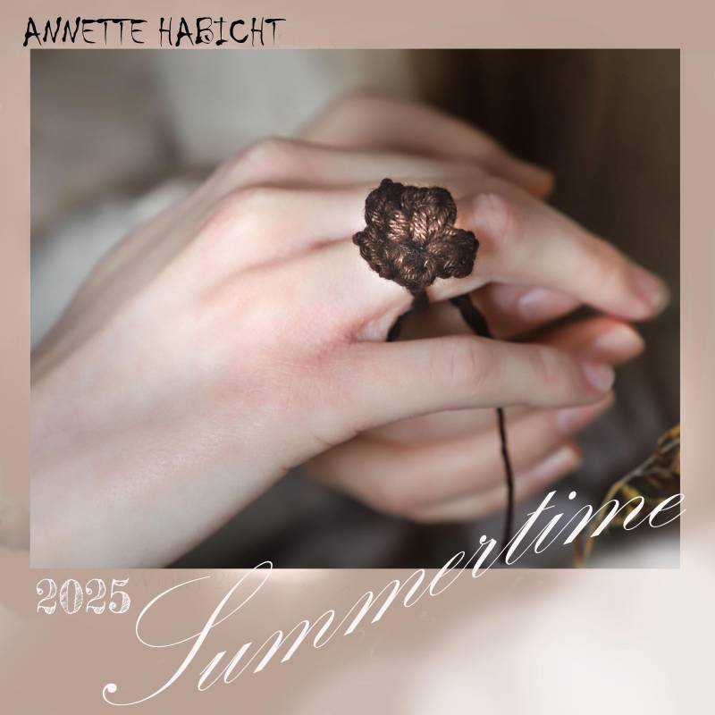 Ring, Einheitsgröße, Sommerblume in Dunkelbraun, Gehäkelt, Sommertraum Ring, Einheitsgröße, Sommerblume in Dunkelbraun, Gehäkelt, Sommertraum von AnnetteHabicht