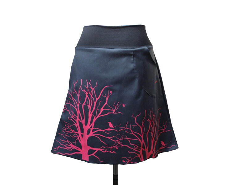 Frühlings Rock Baum-Rot von AnnetteSpringerStore