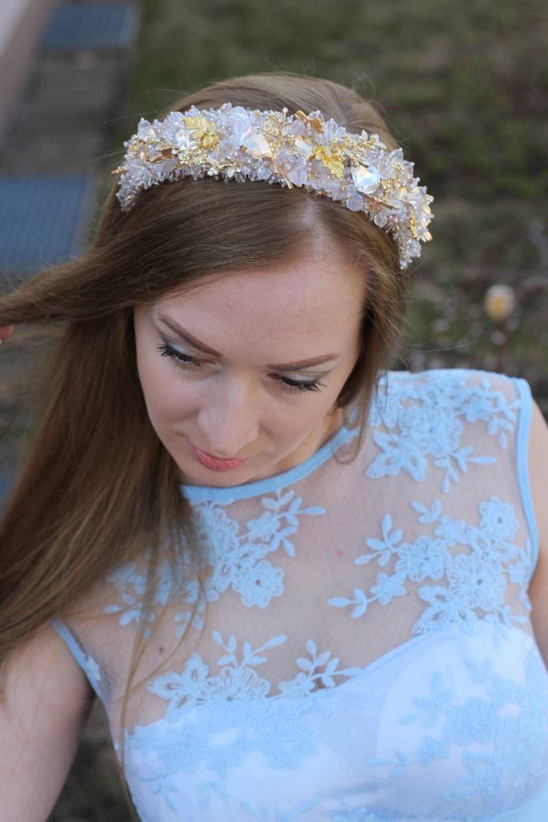 Gold-Braut-Diadem-Kristall-Kopfschmuck, Gold-Krone, Gold-Hochzeit-Tiara, Braut-stirnband von AnnieGivaJewelry