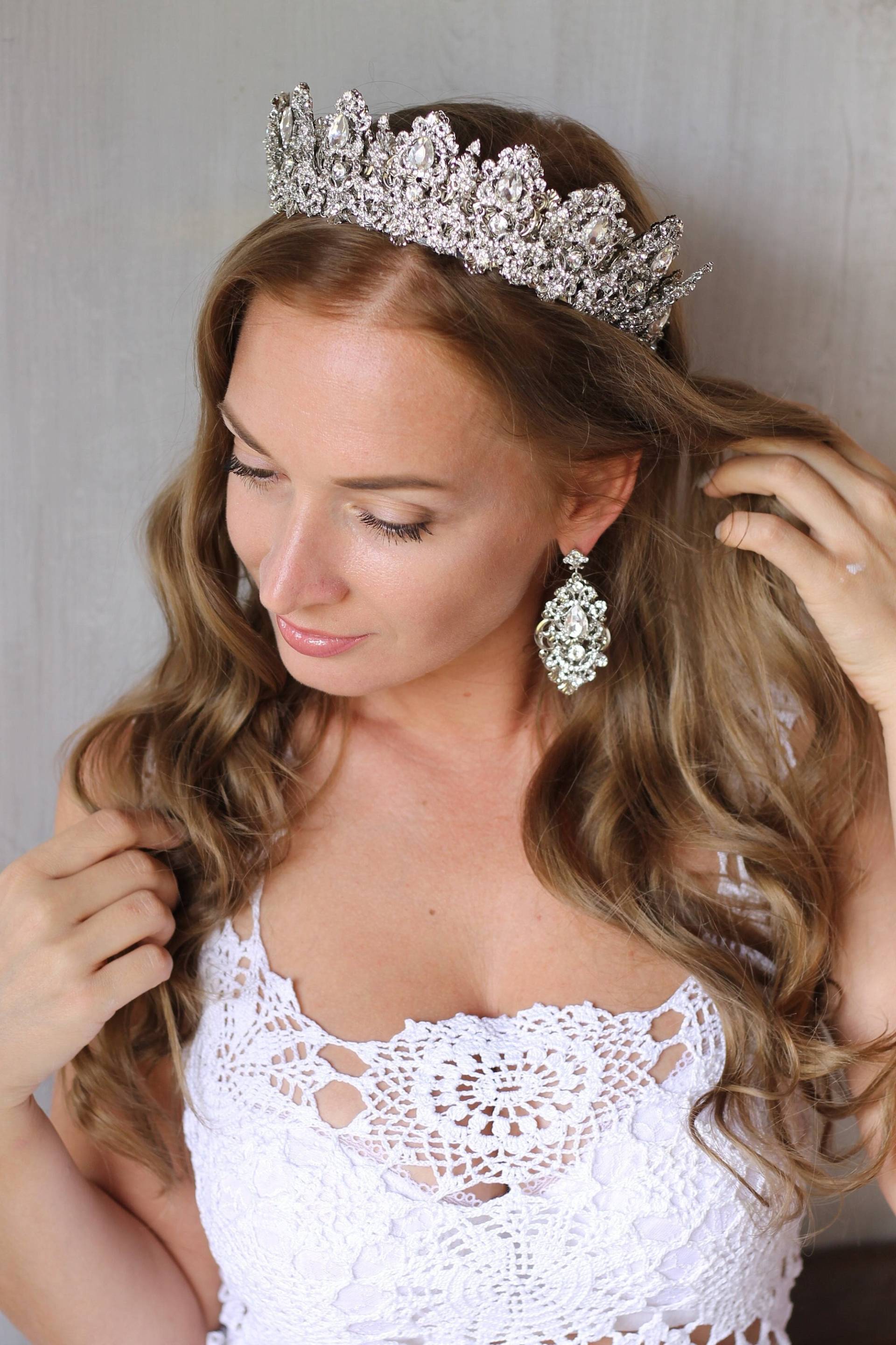 Kristall Hochzeit Tiara⤙Hochzeits Set⤙Braut Ohrringe⤙Silber Tiara⤙Hochzeitskrone von AnnieGivaJewelry