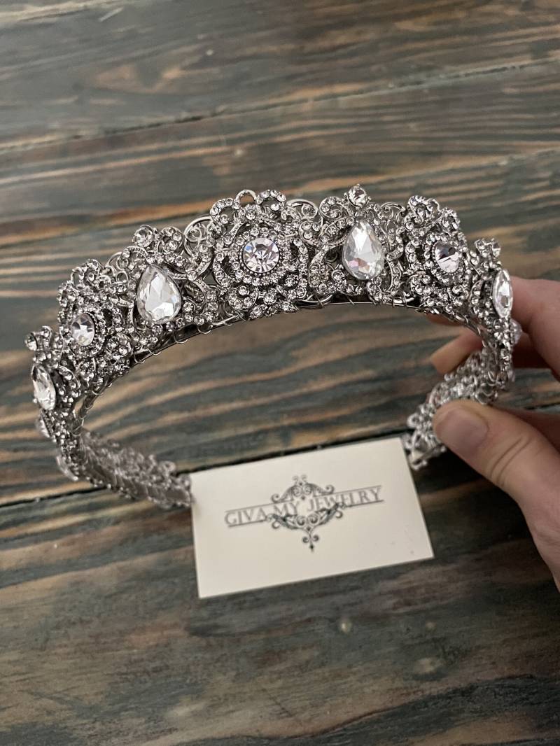 Silberne Tiara⤙Brautsilberkrone⤙Königliche Tiara⤙Silberdiadem⤙Kristallbrautkrone⤙Kristalltiara⤙Brautkrone von AnnieGivaJewelry